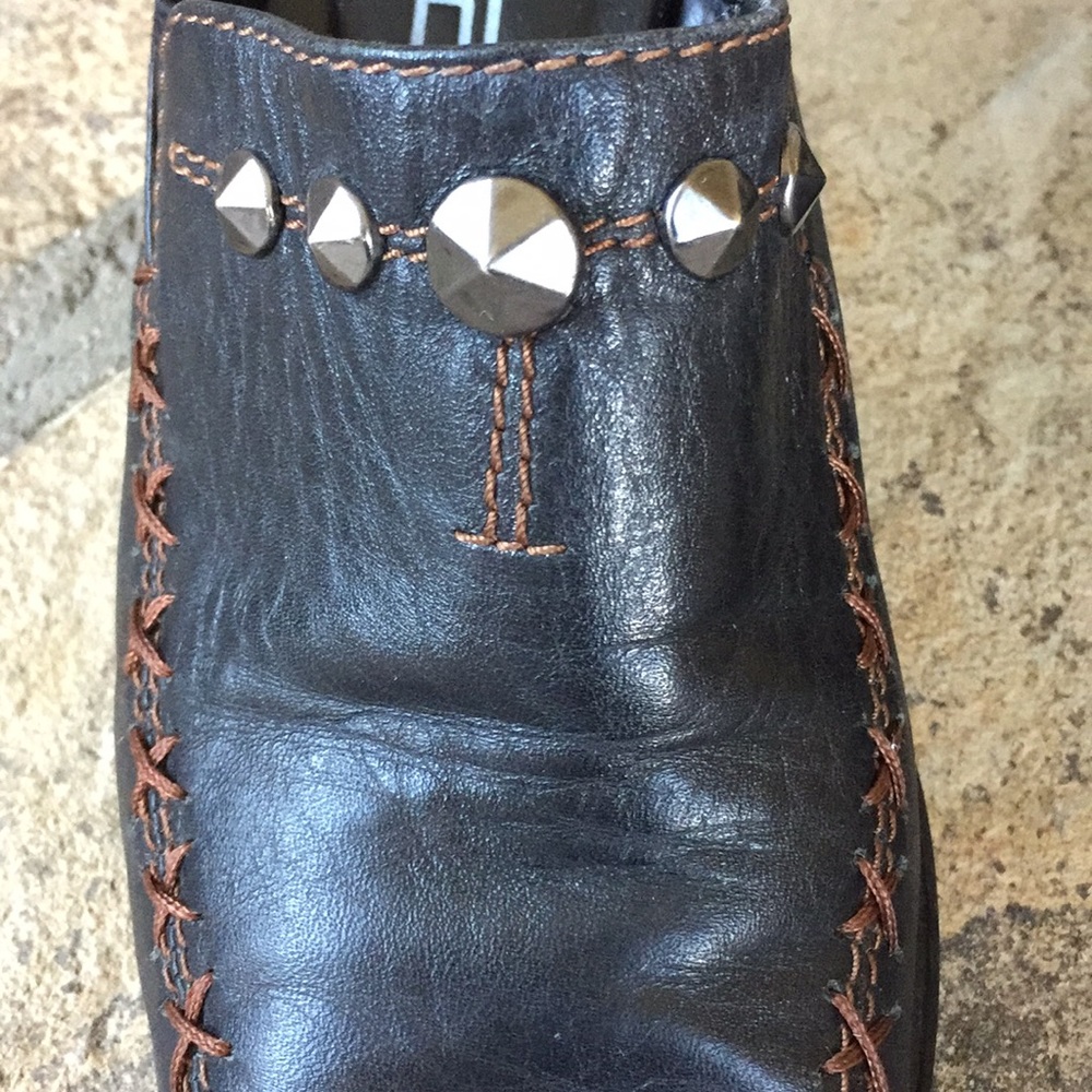 Moda Mules - Picture 6 of 8